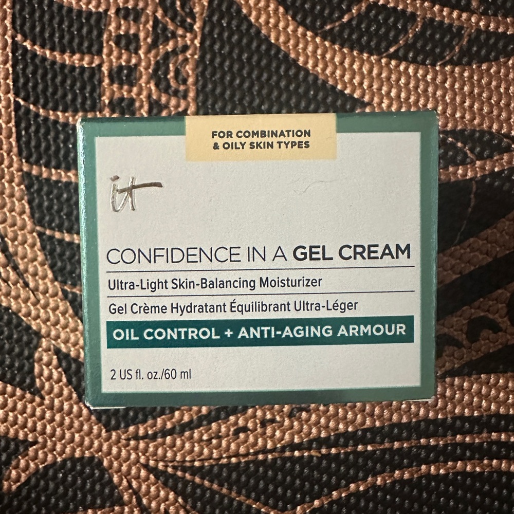 It Cosmetics Confidence in a Gel Cream Oil-Free Moisturizer